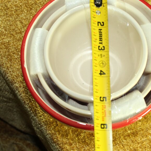 NEW Set of 3 Houseware International Ceramic Nesting Bowls Santa Clause on Front - Picture 8 of 8